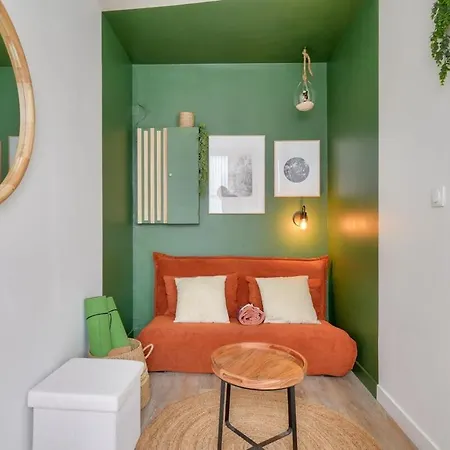 Zen Apartment